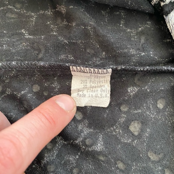 Vintage 90s Andrea Lieu Small Stretchy Black‎ Grey Cheetah V-Neck Top - Picture 4 of 7